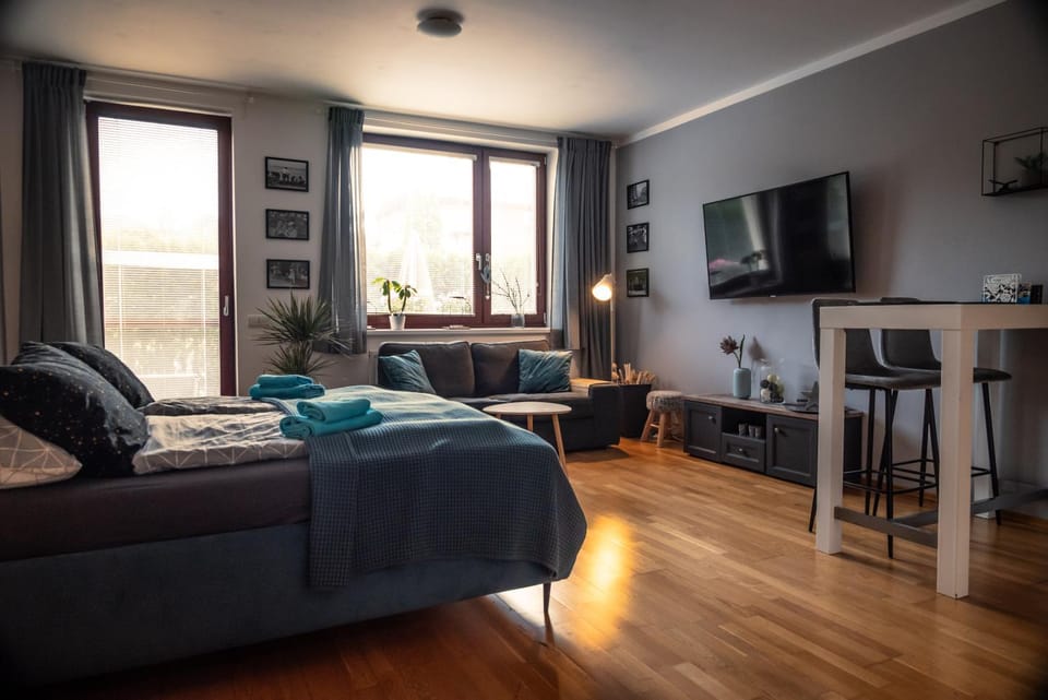 Bed, Living room, Bedroom