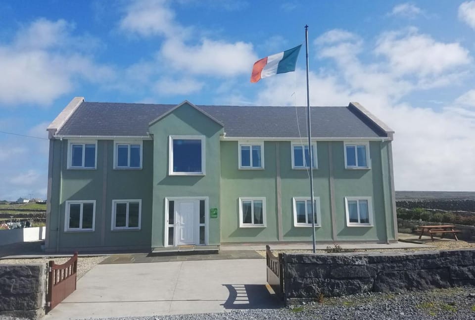 Property building, Day