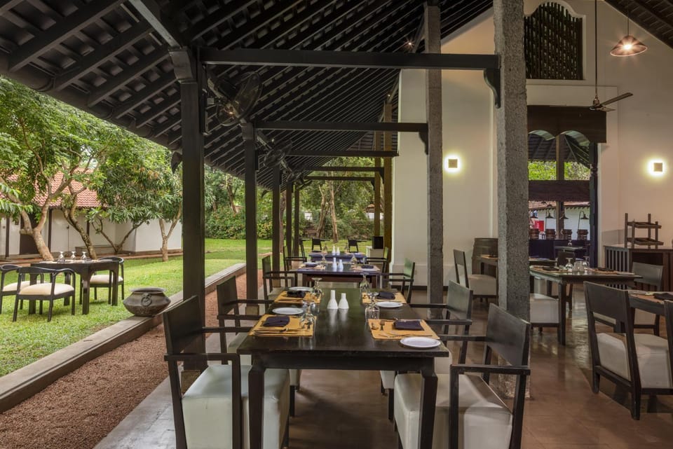 Restaurant/places to eat, Food and drinks, Breakfast
