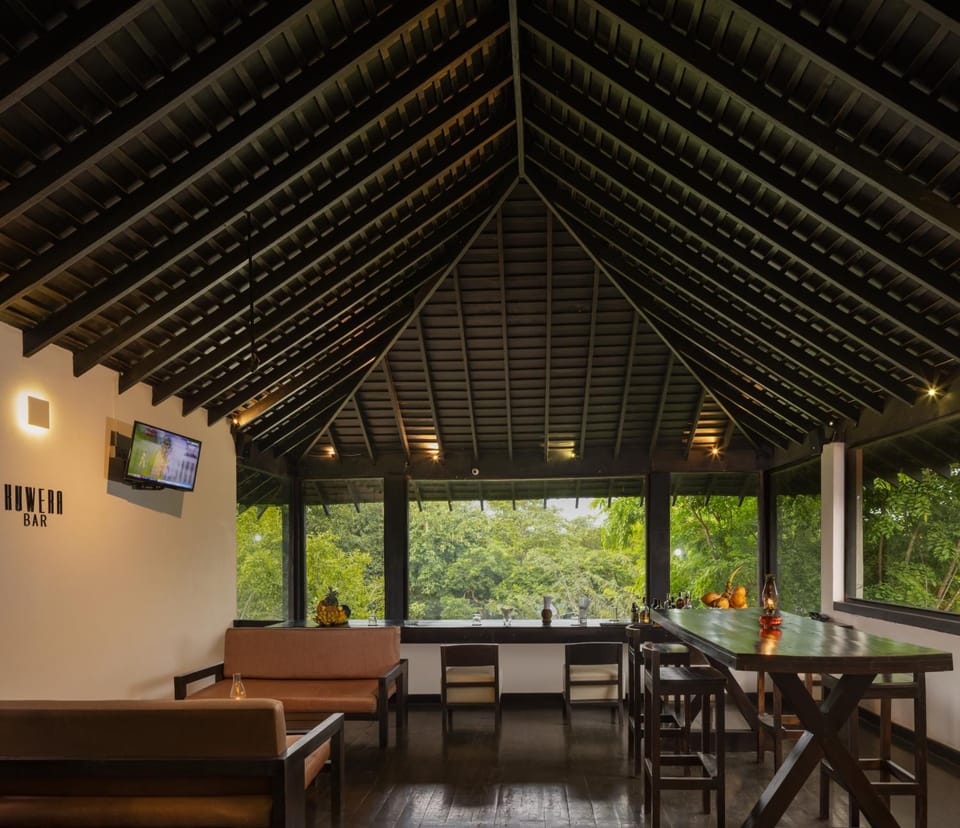 Property building, Lounge or bar
