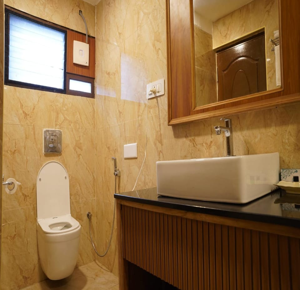 Toilet, Bathroom