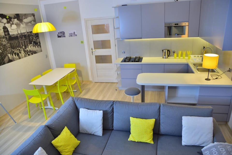 Kitchen or kitchenette, Living room, Dining area