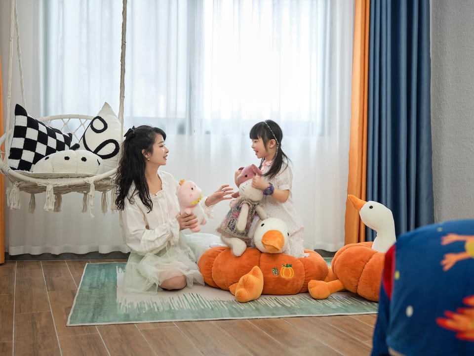 Comma Travel Hotel Inn Avator Mountin-National ParkEast Gate & FREE pick-up and drop-off & FREE Breakfast and Dinne & Free Chinese Tea & Book tickets in advance & Meeting Friends & COFFEE & BEER & Laundry & Party Hostel in Hubei