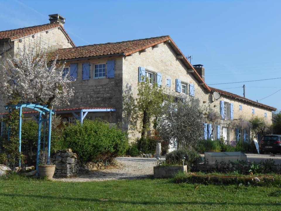 Property building, Spring