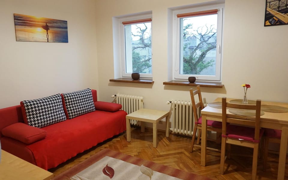 Living room, Photo of the whole room, Dining area