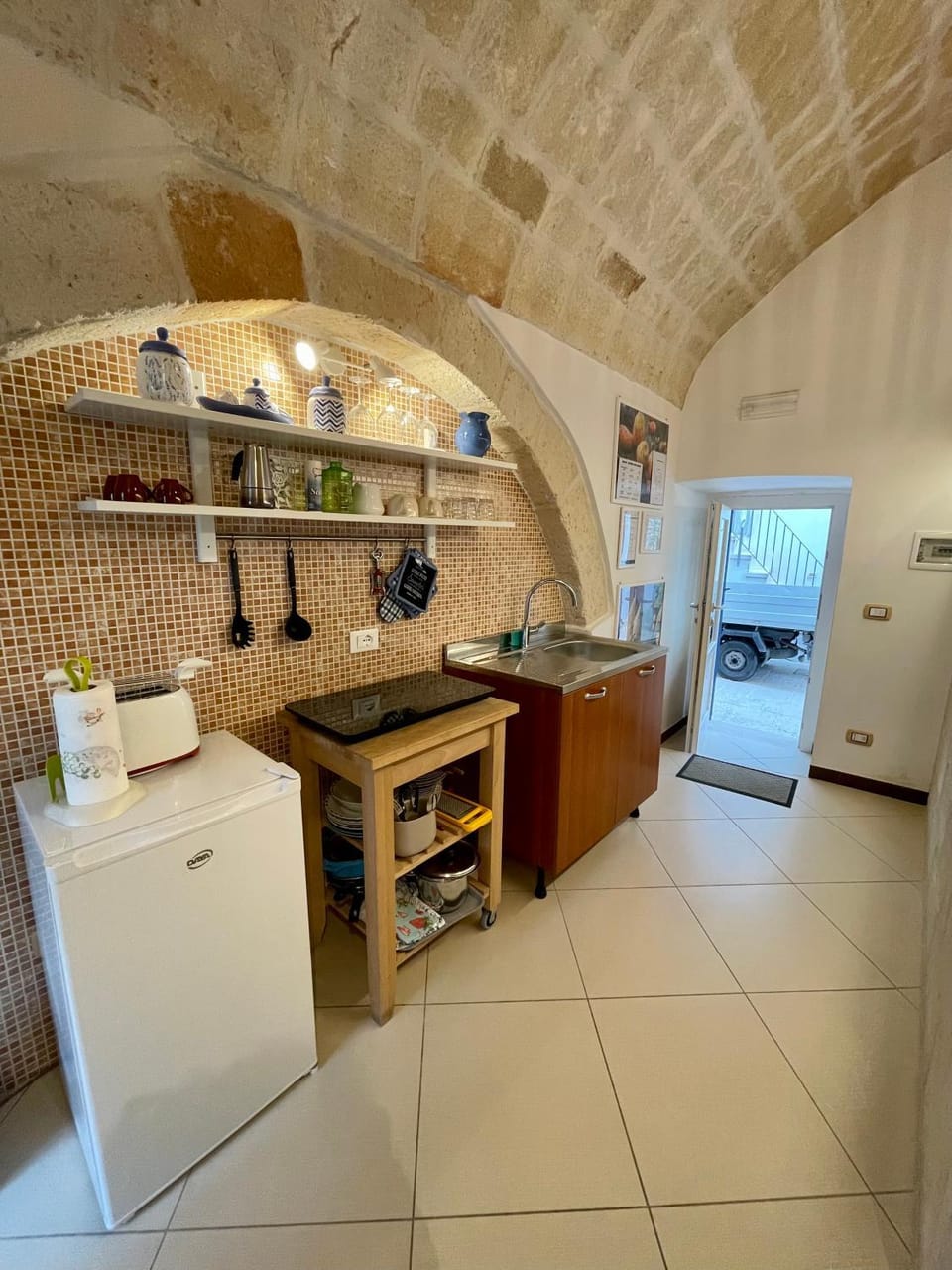 Kitchen or kitchenette