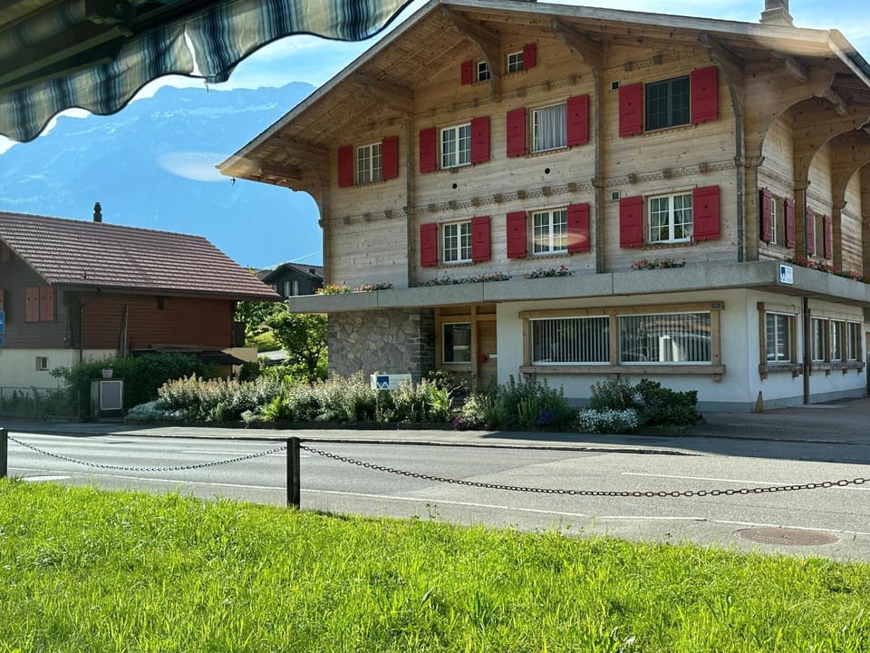 Swiss Chalet Holidays Ringgenberg Apartment hotel in Canton of Bern (Region)