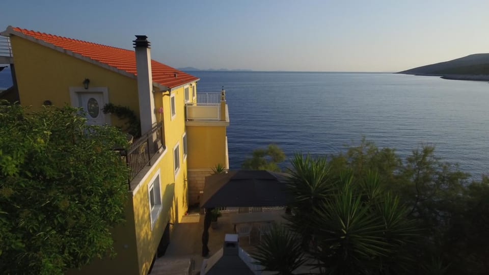 BBQ facilities, Garden, Balcony/Terrace