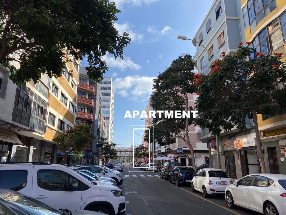 Property building, Neighbourhood