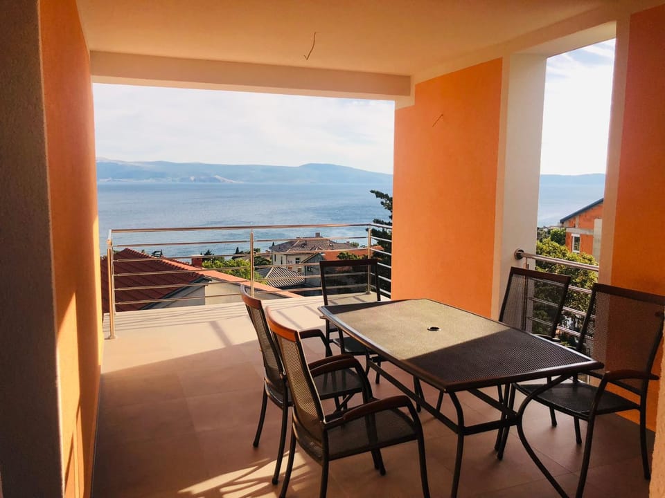 View (from property/room), Balcony/Terrace, Seating area, Sea view