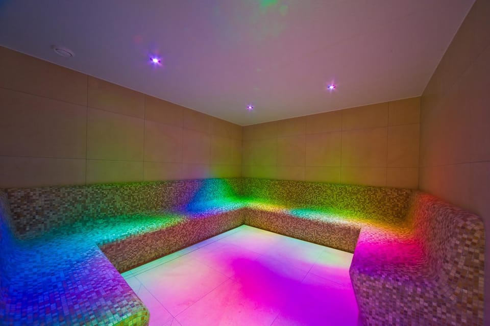 Steam room, Spa and wellness centre/facilities