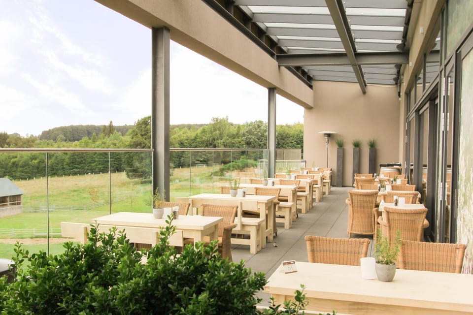 Restaurant/places to eat, Restaurant/places to eat