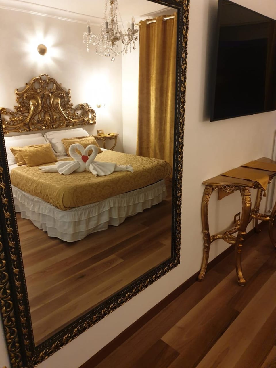 Suites Roma Tiburtina Elegance Bed and Breakfast in Rome