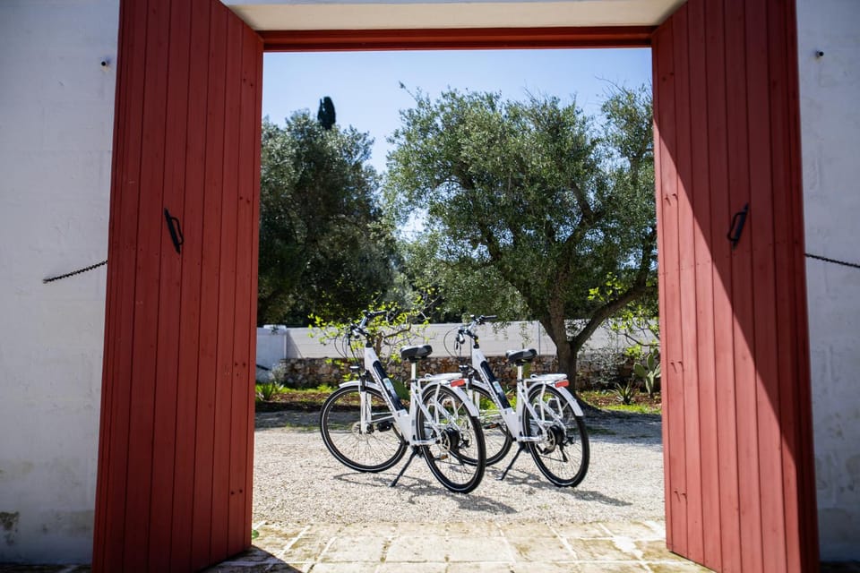 Tenuta Amostuni-Country House Bed and Breakfast in Province of Taranto
