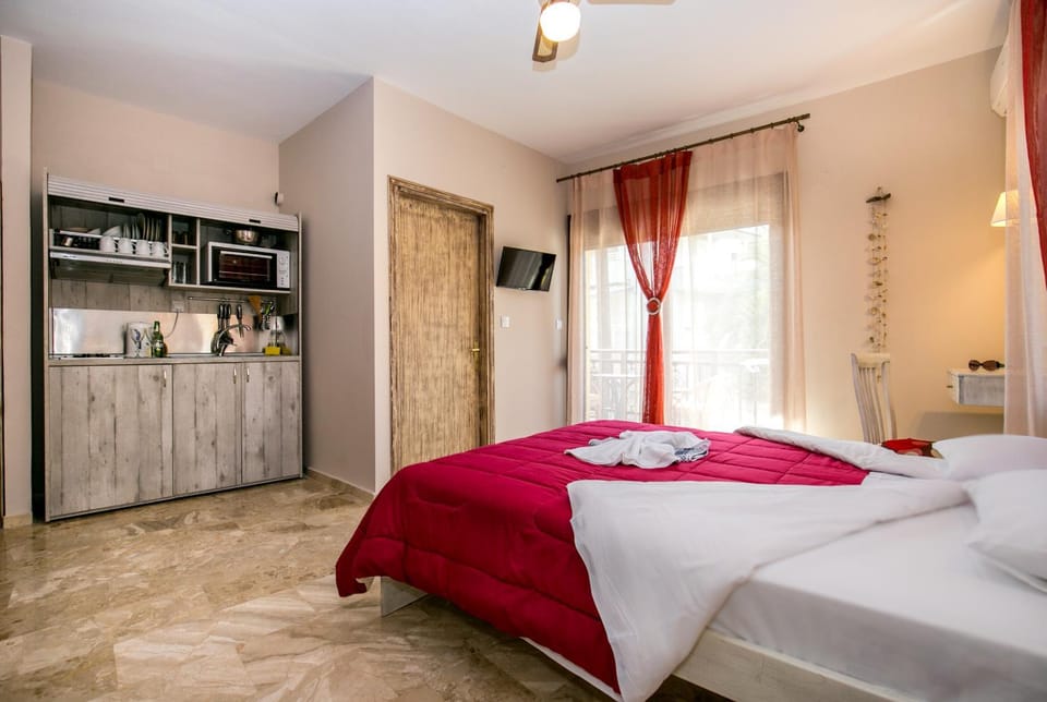 Photo of the whole room, Family