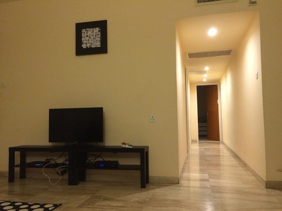 Communal lounge/ TV room, Area and facilities