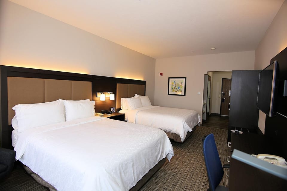 Holiday Inn Express Hotel & Suites Ashland by IHG Hotel in Ashland