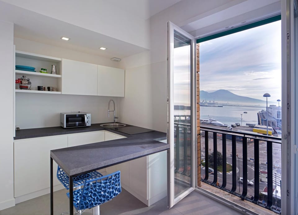 View (from property/room), Kitchen or kitchenette, Dining area