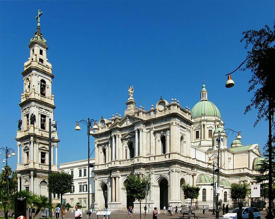 Spring, Day, City view, Location