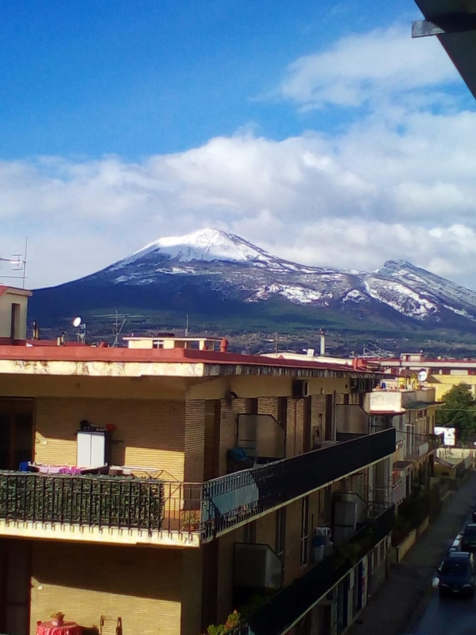 Nearby landmark, Neighbourhood