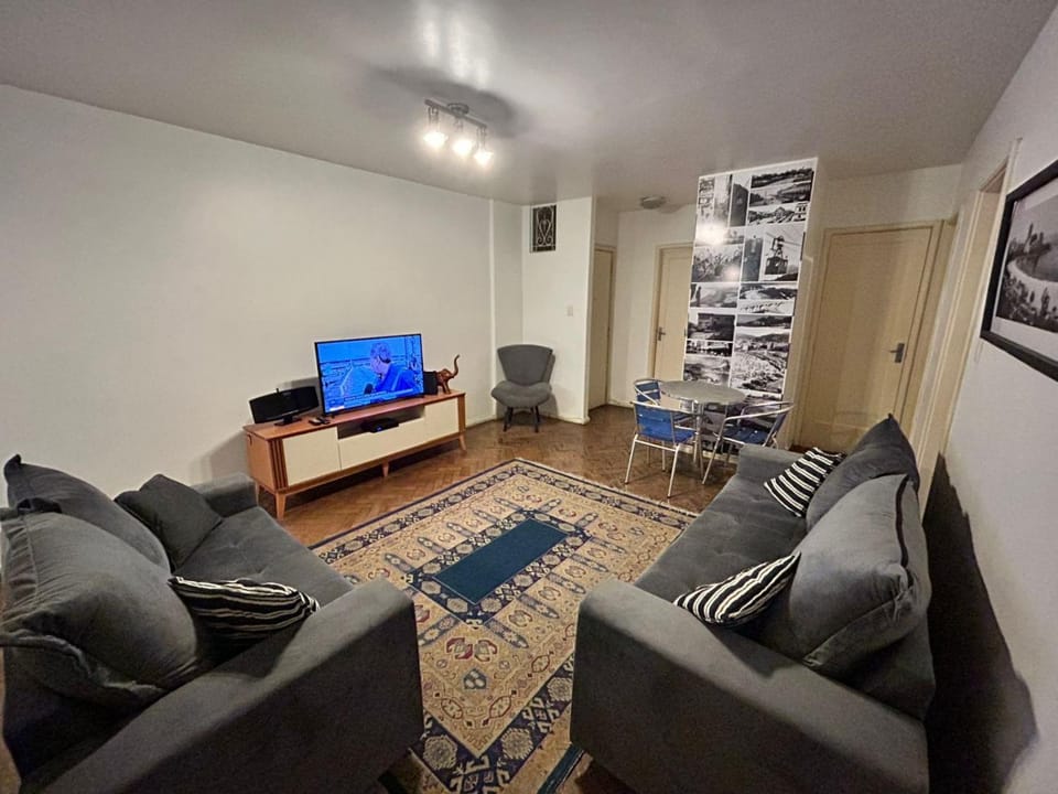 Excelente Apto - COPACABANA Apartment in Rio de Janeiro