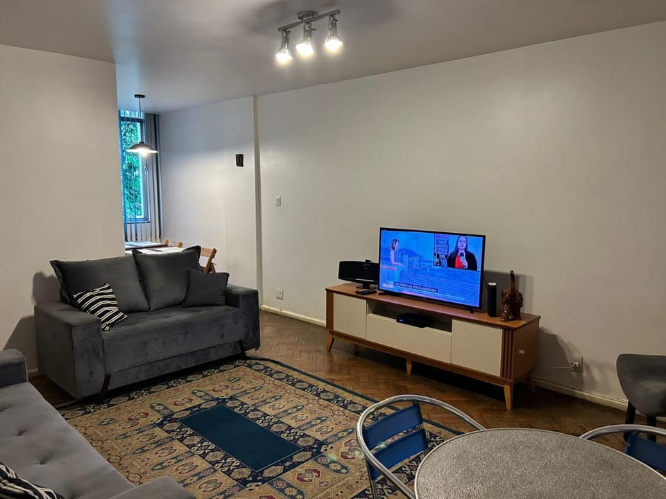 Excelente Apto - COPACABANA Apartment in Rio de Janeiro