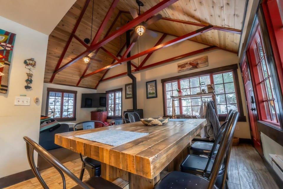 Hideaway Above The Stream Sundance, Utah House in Sundance