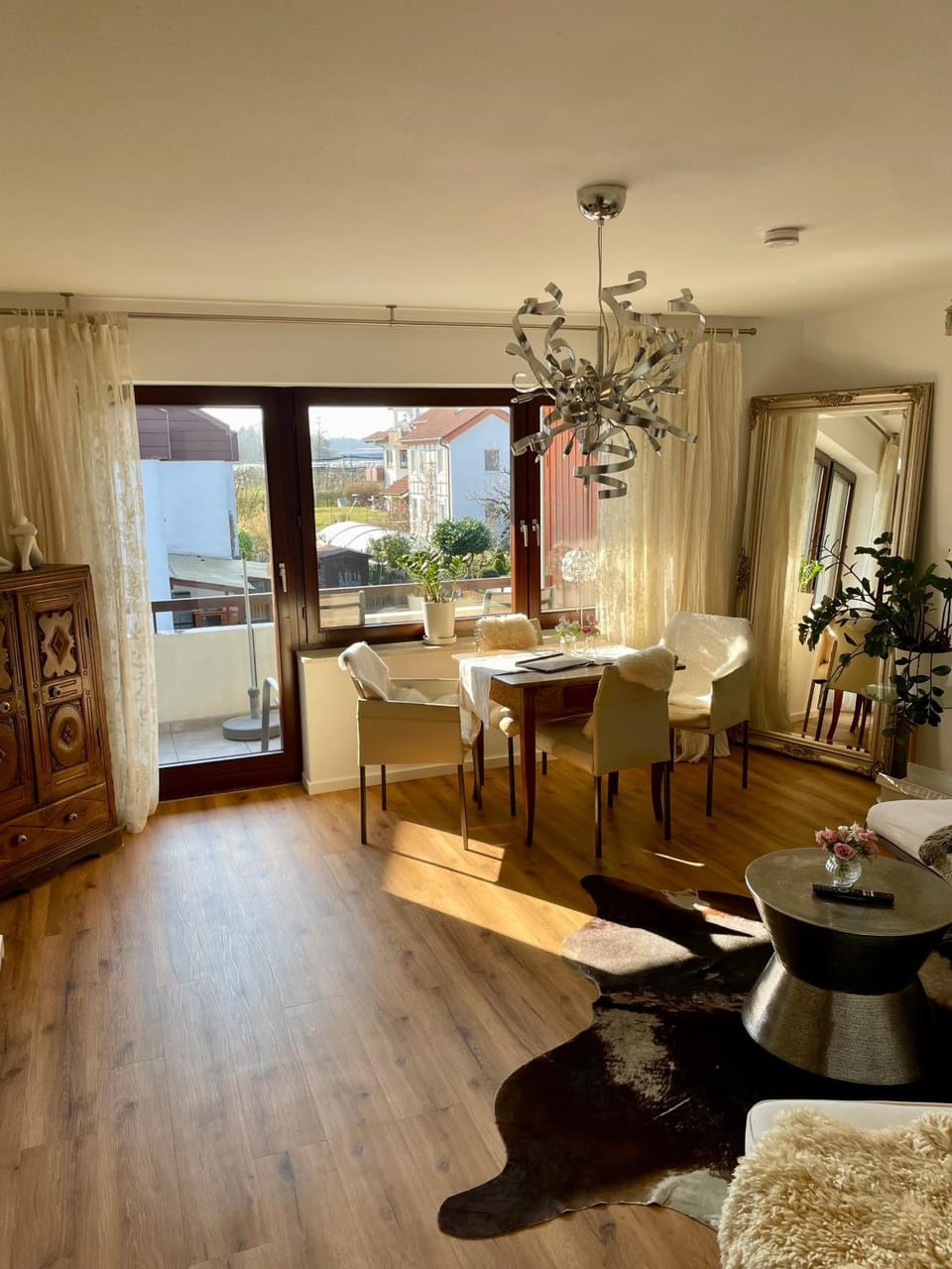 Property building, Living room