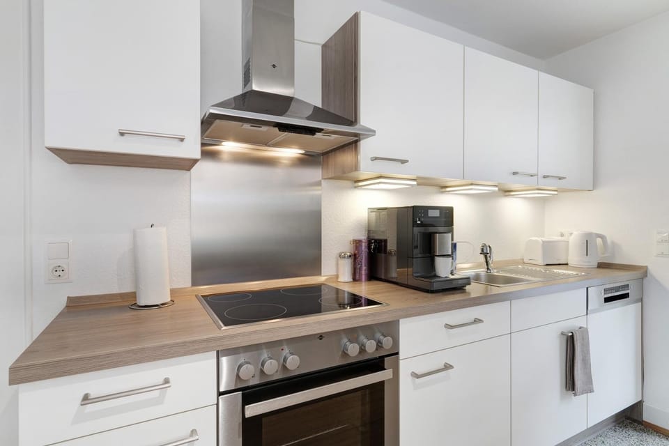 Kitchen or kitchenette, Living room