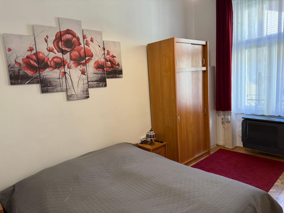 Bed, Bedroom, wardrobe