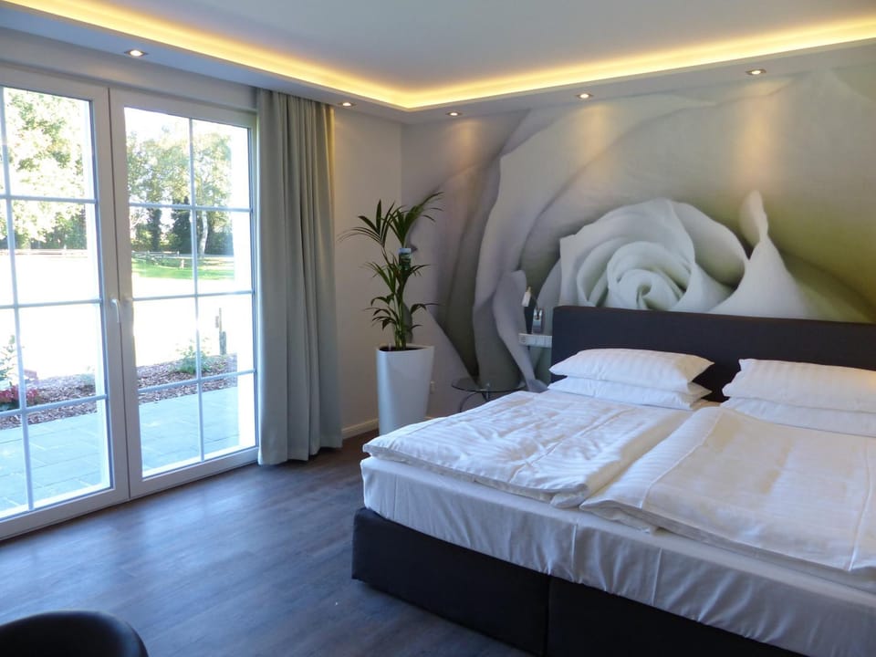Day, Photo of the whole room