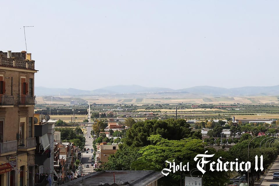 City view, Mountain view