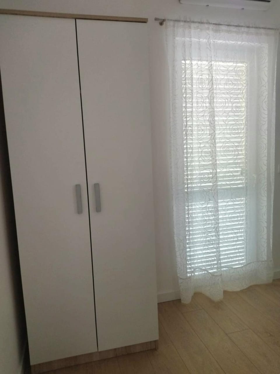 Balcony/Terrace, wardrobe