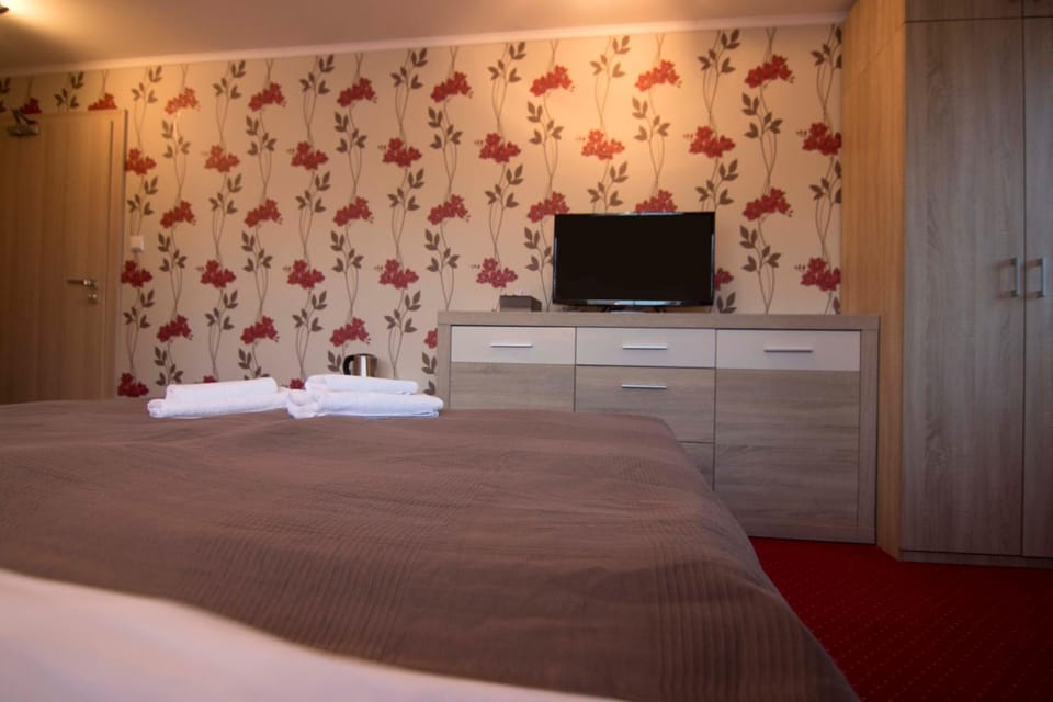 Photo of the whole room, Decorative detail