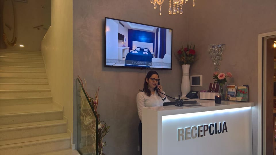 Staff, Lobby or reception