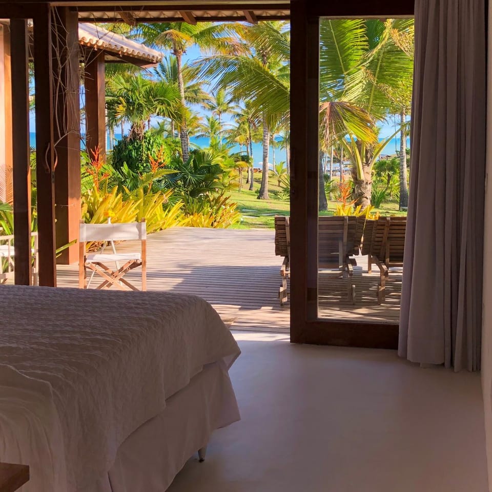 Bed, Bedroom, Garden view, Sea view
