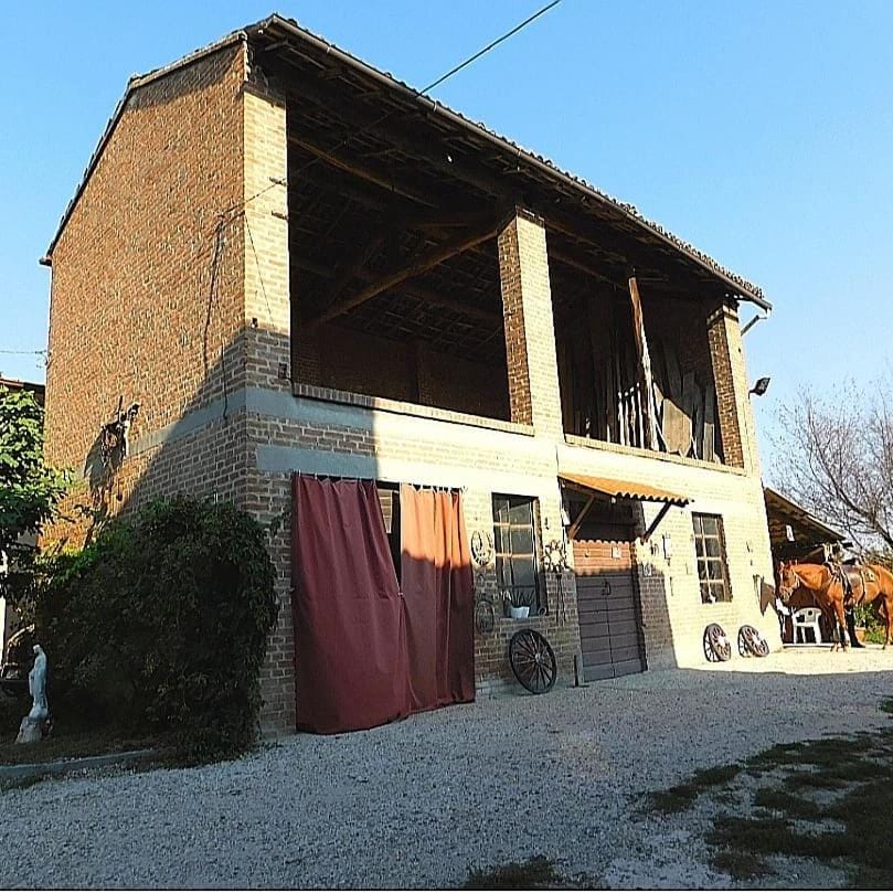 Felix House Bed and Breakfast in Lombardy