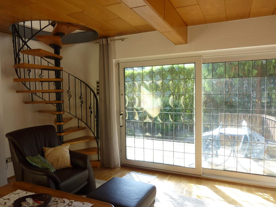 Balcony/Terrace, Living room, Garden view