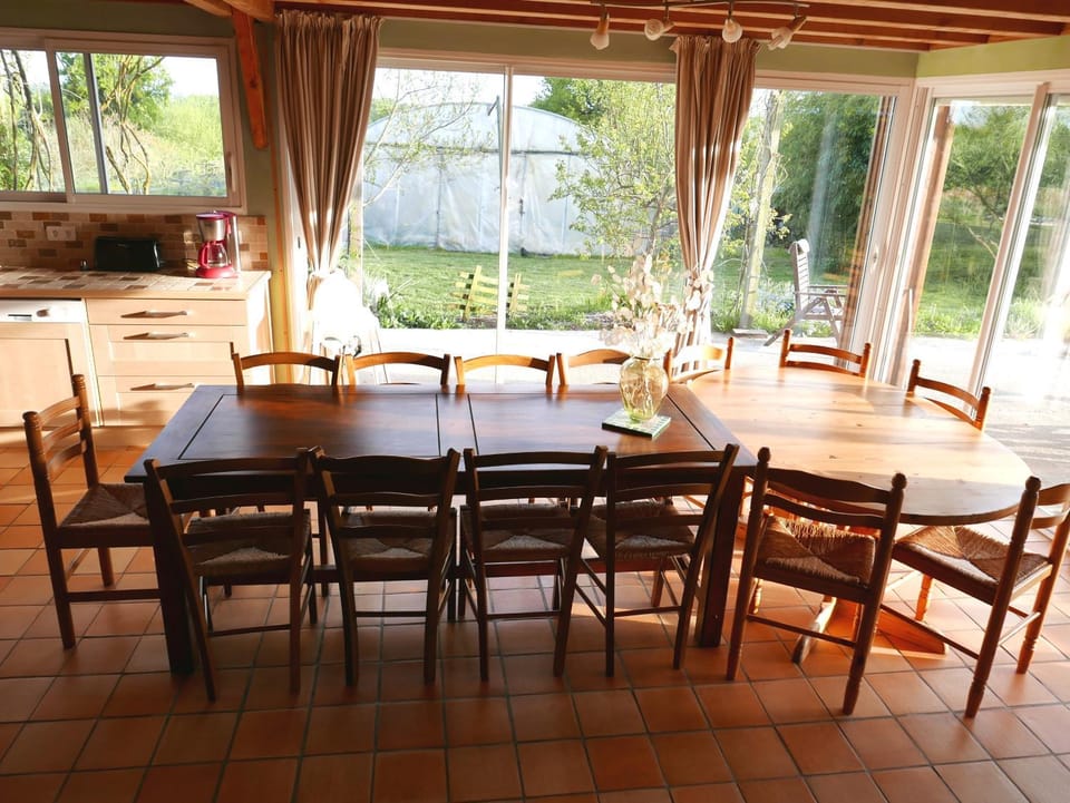 Dining area, Garden view