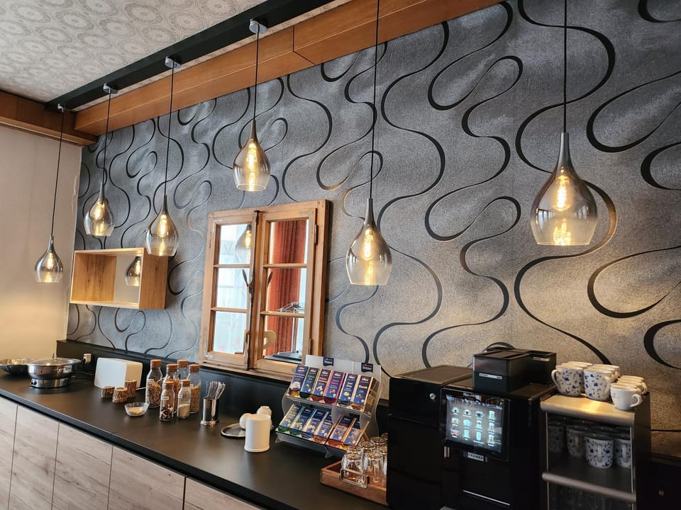 Coffee/tea facilities, Buffet breakfast
