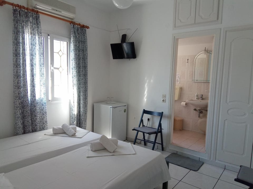 Pansion Katerina Apartment in Decentralized Administration of the Aegean