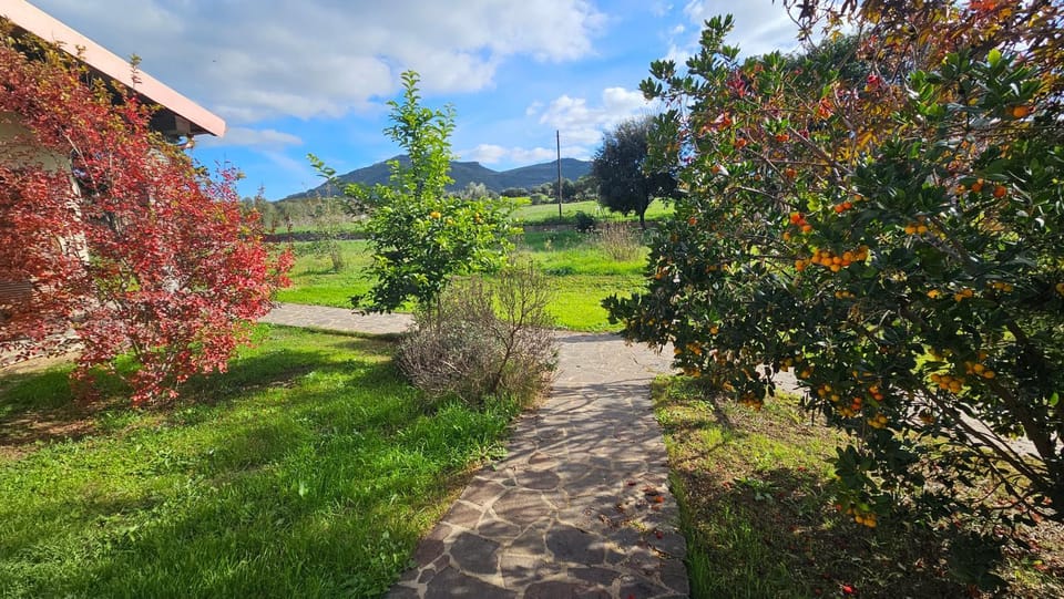 B&B Gennemara - Porta del Mare Bed and Breakfast in Sardinia