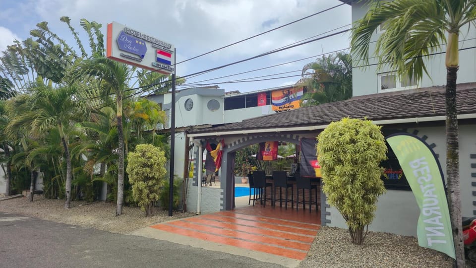 Property building, Restaurant/places to eat, Swimming pool