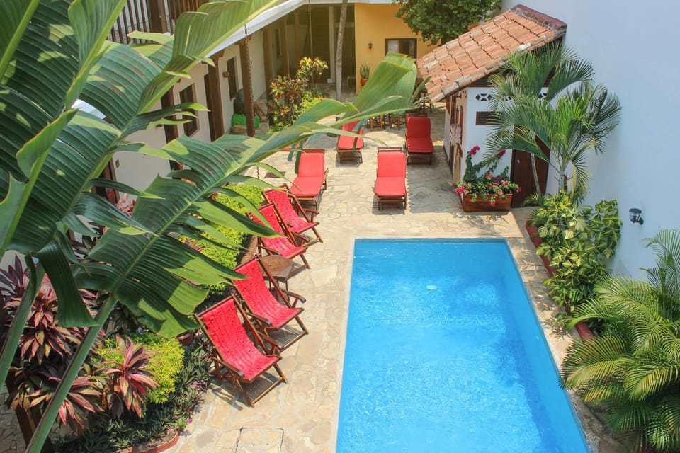 Swimming pool, Swimming pool