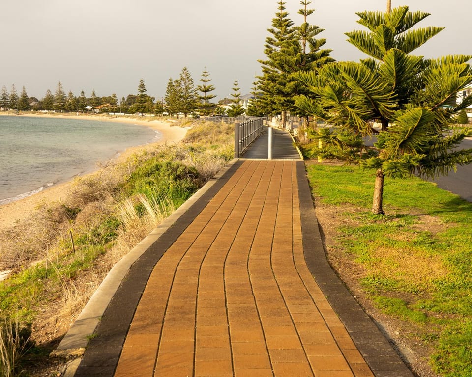 Beach, Hiking