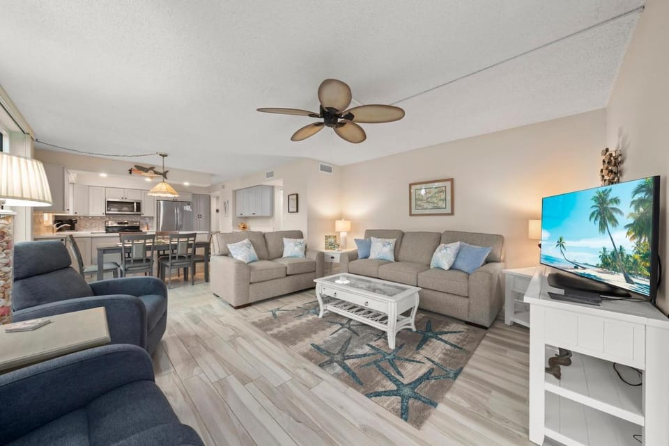 Island Beach Club #220B House in Sanibel Island