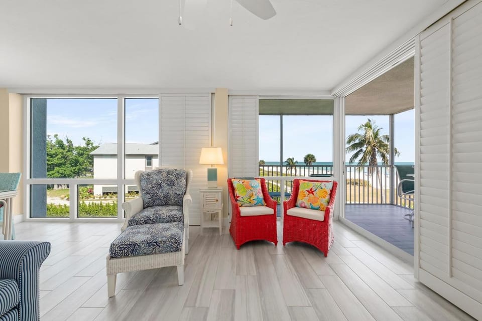 Island Beach Club #330E House in Sanibel Island