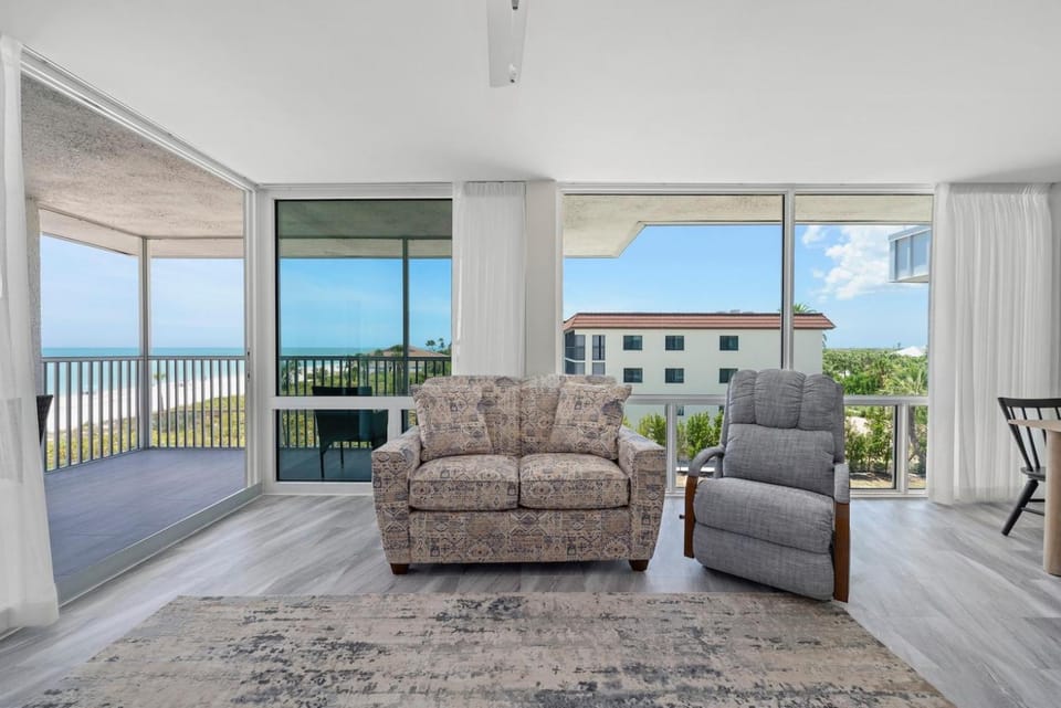 Island Beach Club #P3C House in Sanibel Island