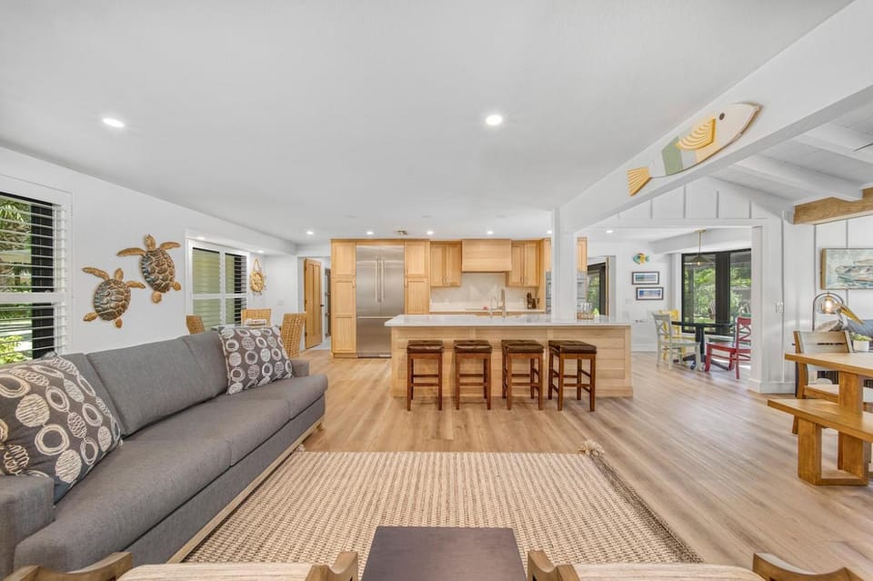 Lighthouse Way Home House in Sanibel Island