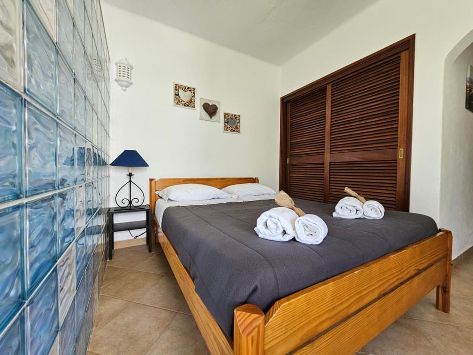 Property building, Living room, Bedroom